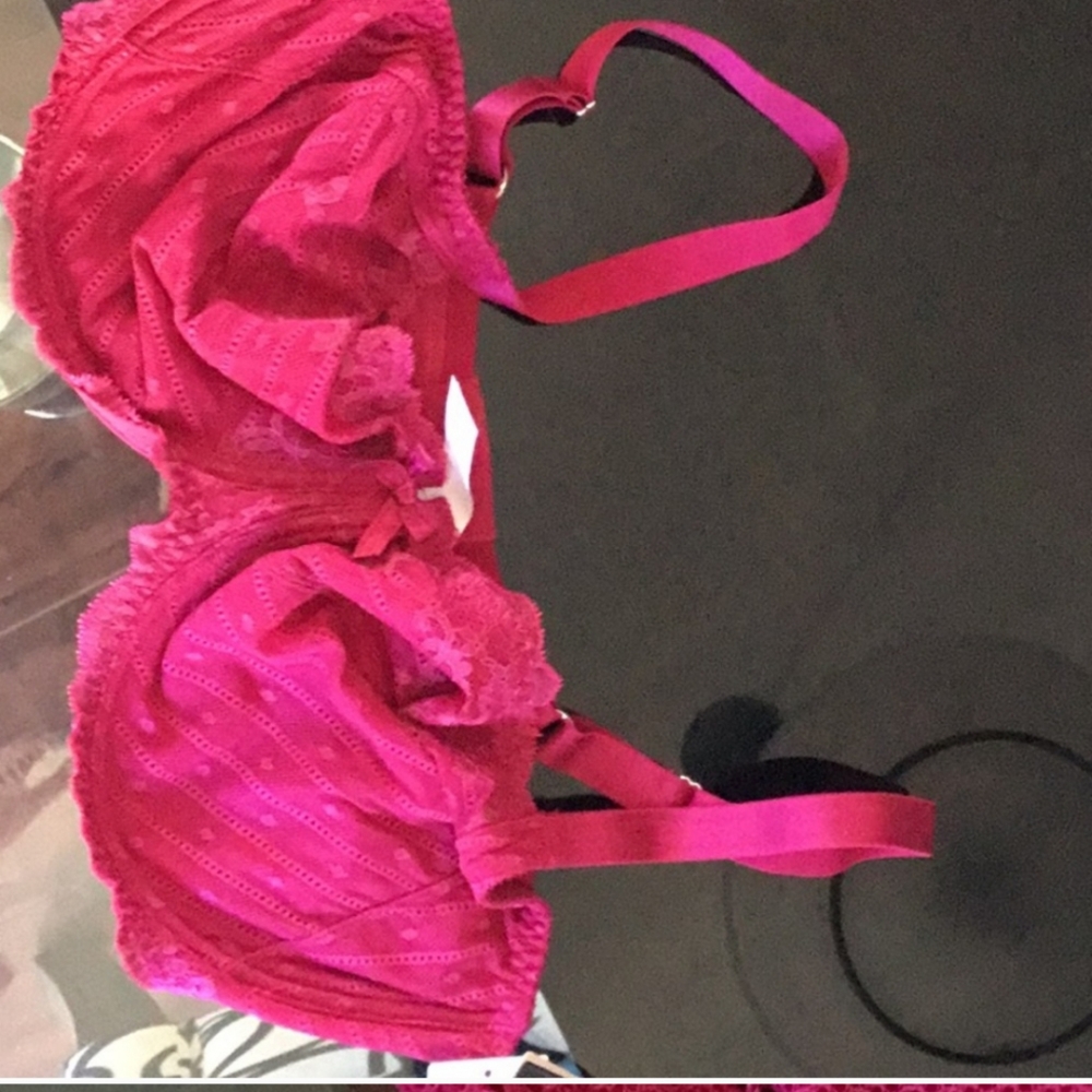 Chantelle bra